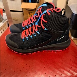 Columbia Women's Trailstorm Mid Waterproof Hiking Shoe